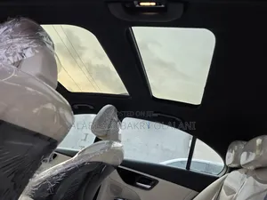 Mercedes-Benz C300 2023 Black