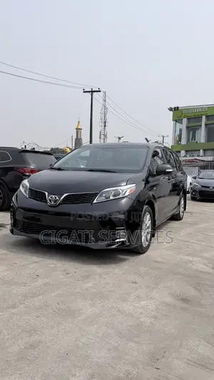 Toyota Sienna Limited Premium AWD (3.5L 6cyl 8A) 2018 Black