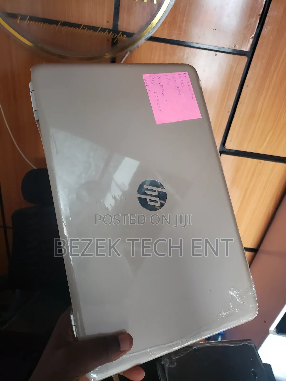 New Laptop HP Pavilion 15-Cs3063cl 8GB Intel Pentium HDD 1T