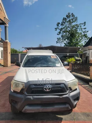 Toyota Tacoma 2013 White