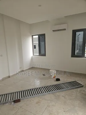 Furnished 3bdrm Block of Flats in Ikeja Gra for rent