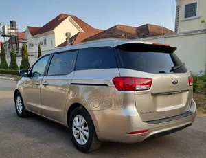 Kia Sedona EX 2016 Gold