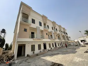 4bdrm Townhouse/Terrace in Jahi for sale