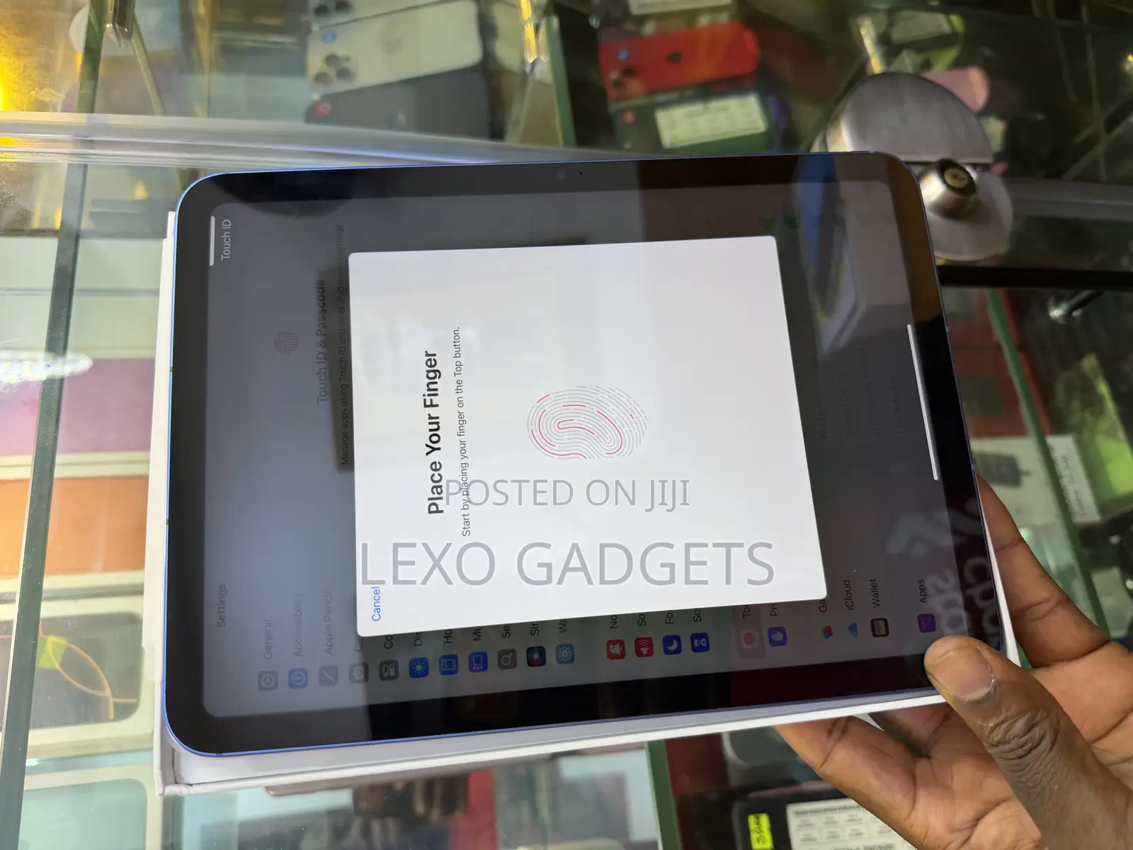 Apple iPad (2025) 64 GB Blue