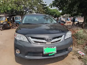 Toyota Corolla L 4dr Sedan (1.8L 4cyl 4A) 2014 Black