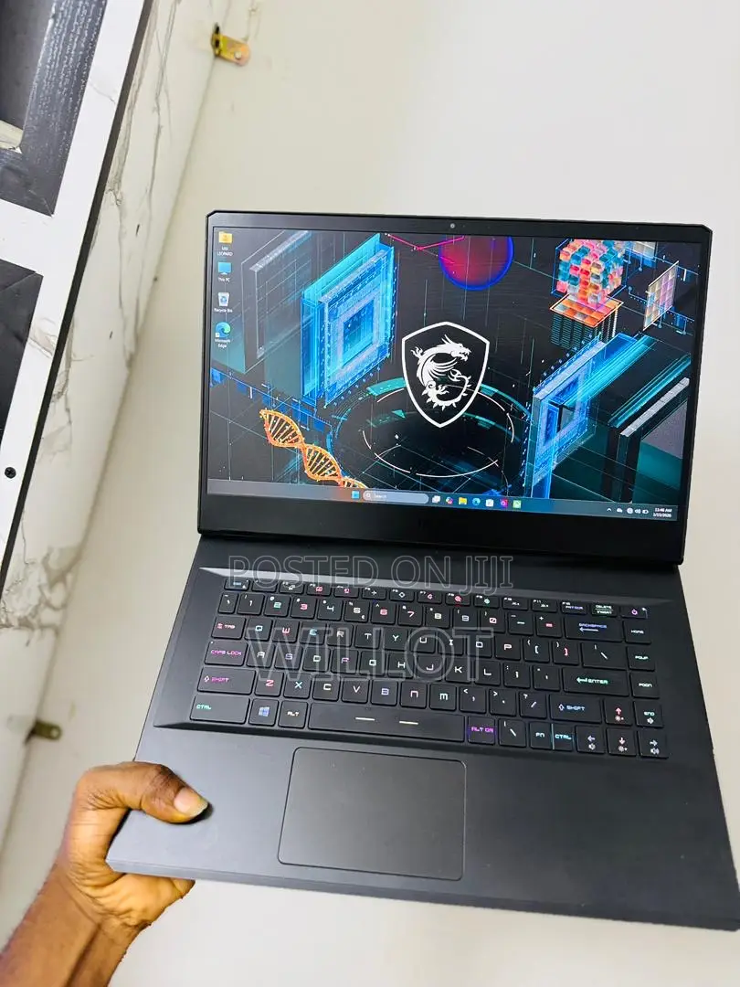 Laptop MSI GP66 LEOPARD 10UG 16GB Intel Core I7 SSD 1T