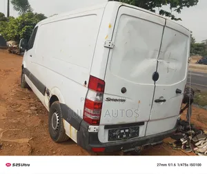 Mercedes-Benz Sprinter 2010 White