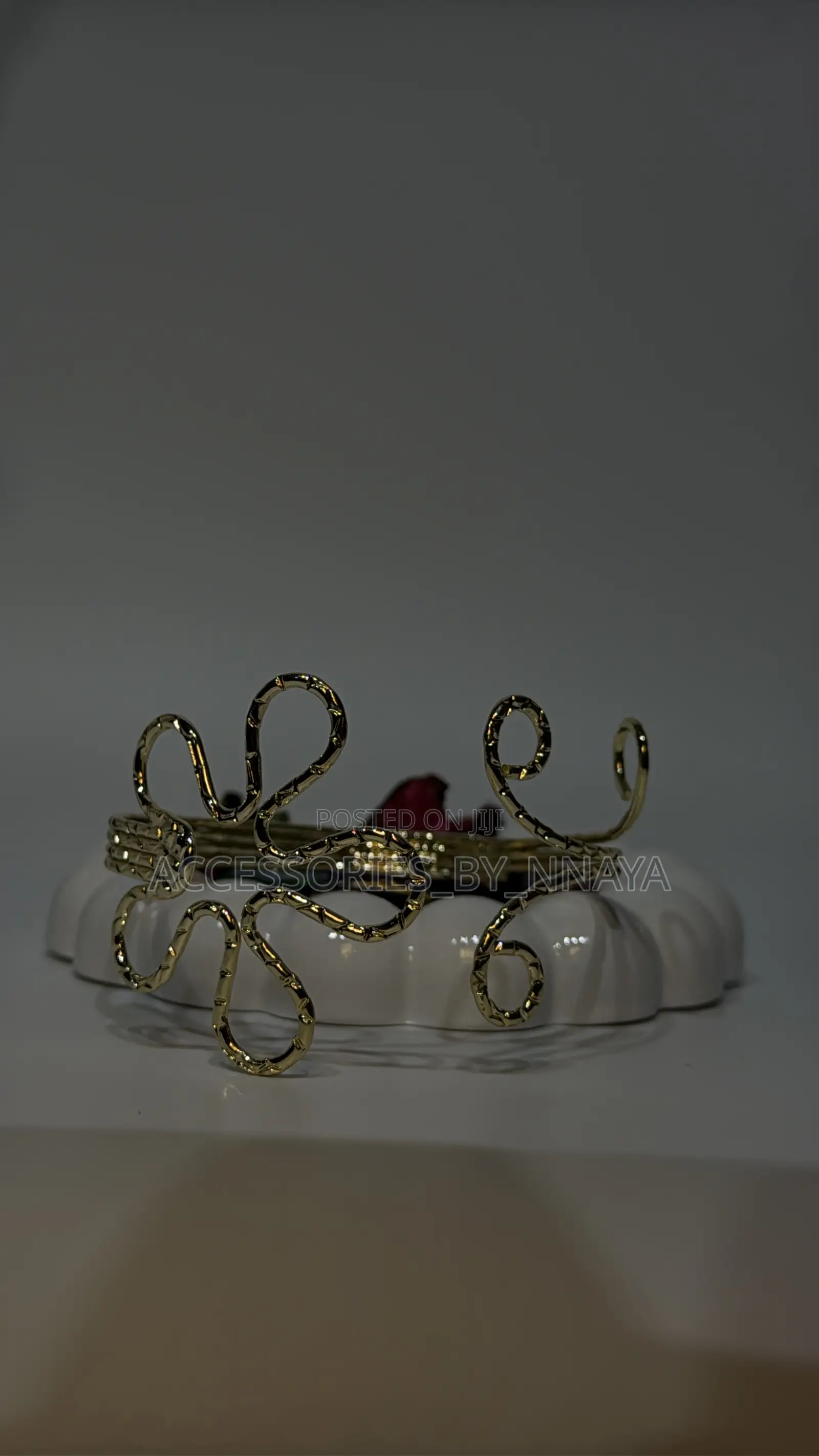 Mini Arm Cuff