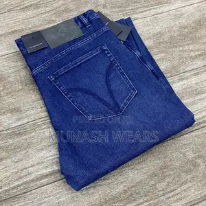 Classic Tommy Men Jean 32-42 Available