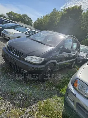 Opel Zafira Snowtrekker 2000 Black