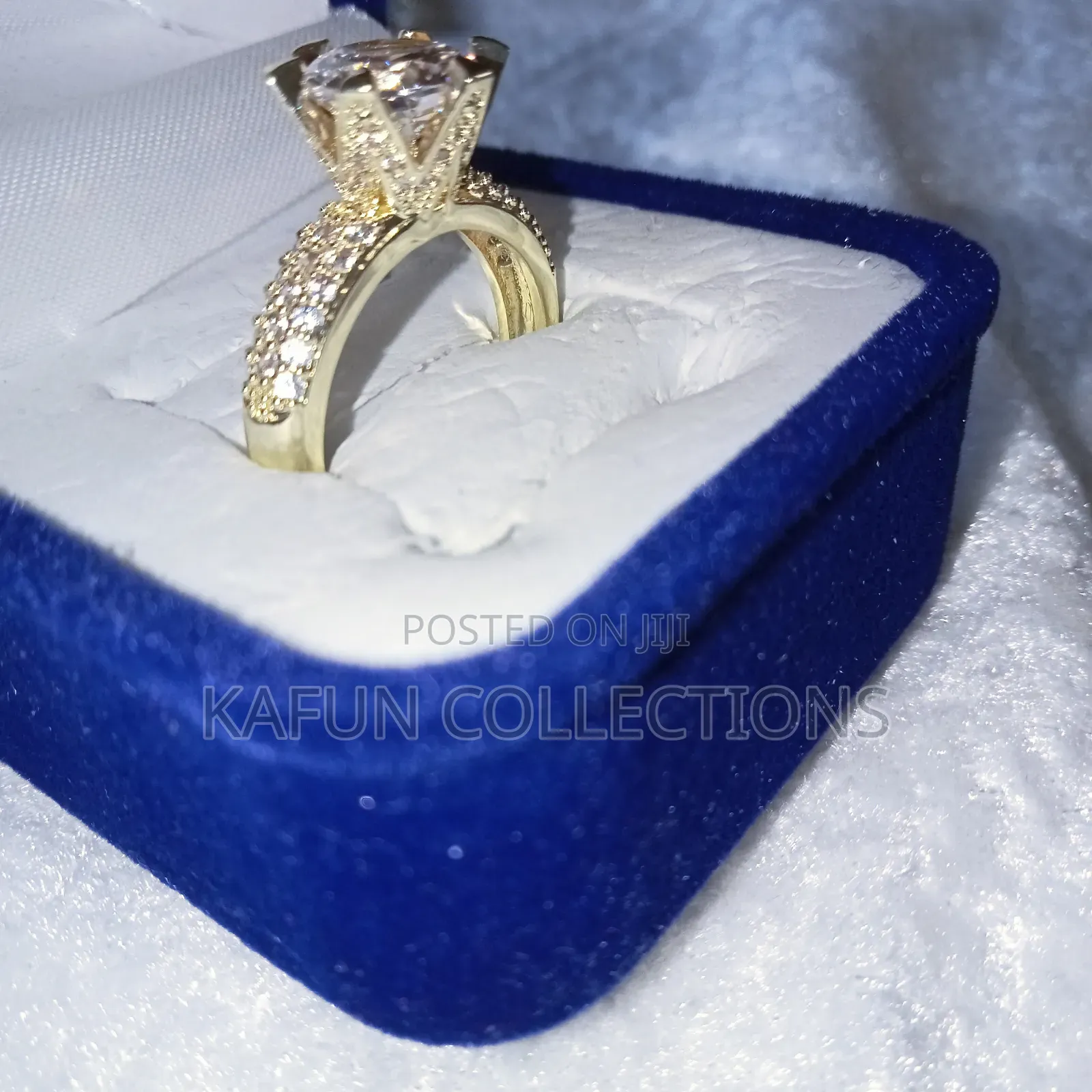 Long Lasting Lemon Gold Proposal Ring