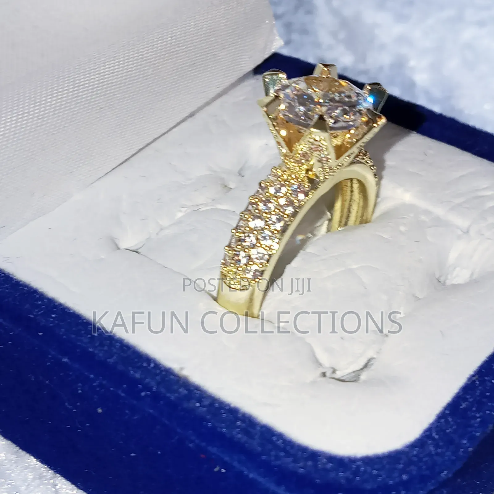 Long Lasting Lemon Gold Proposal Ring