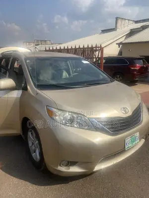 Toyota Sienna for Hire