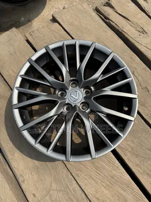 Factory Rx350 Wheel 18-inch Pencil Color