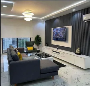 Lovely 1 Bedroom Apartment With a Pool, Gym and an Elevator