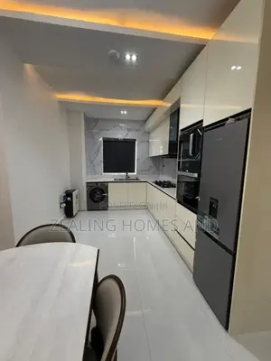 Furnished 3bdrm Apartment in Lekk Phase 1 for sale