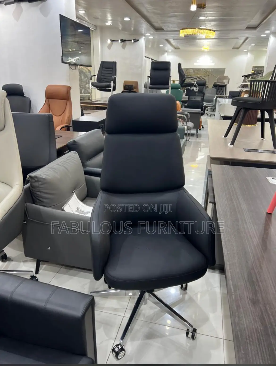 Executive Office Chair Available as Seen