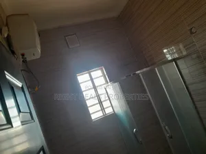 3bdrm Townhouse / Terrace in Dawaki for rent