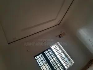 3bdrm Townhouse / Terrace in Dawaki for rent