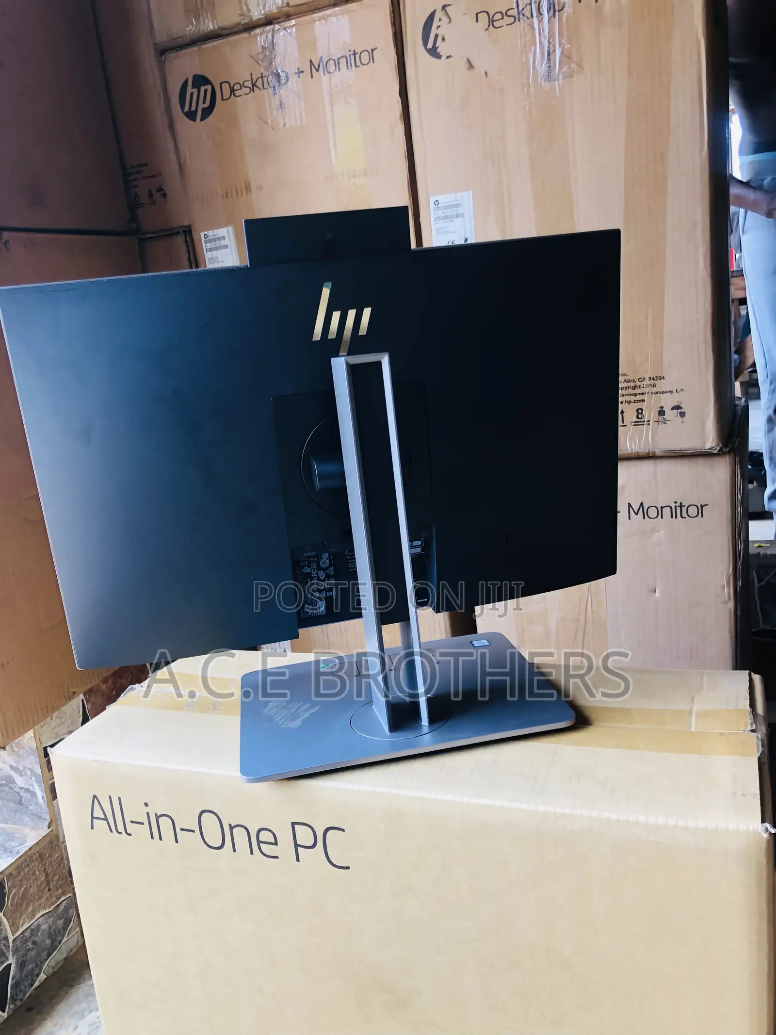 New Desktop Computer HP EliteOne 800 G3 8GB Intel Core I5 SSD 256GB