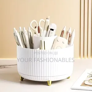 Compact Rotating Organiser for Cosmetics and Other Small Items