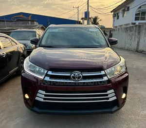 Toyota Highlander Limited Platinum 4dr SUV AWD (3.5L 6cyl 6A) 2015
