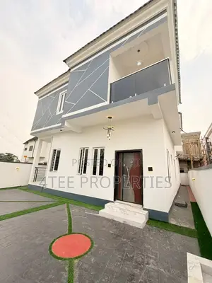 4bdrm Duplex in Thomas Estate for sale
