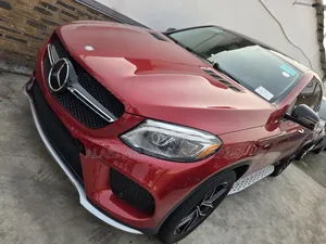 Mercedes-Benz GLE-Class 2016 Red