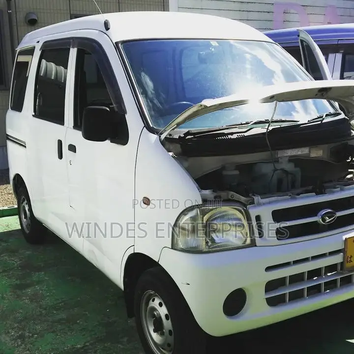 Daihatsu Hijet 2007 White