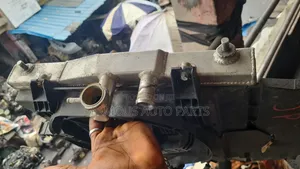 Radiator Nissan Micra 2005