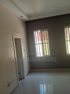 5bdrm Duplex in Ikeja Gra for rent