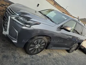 Lexus LX 2020 Gray