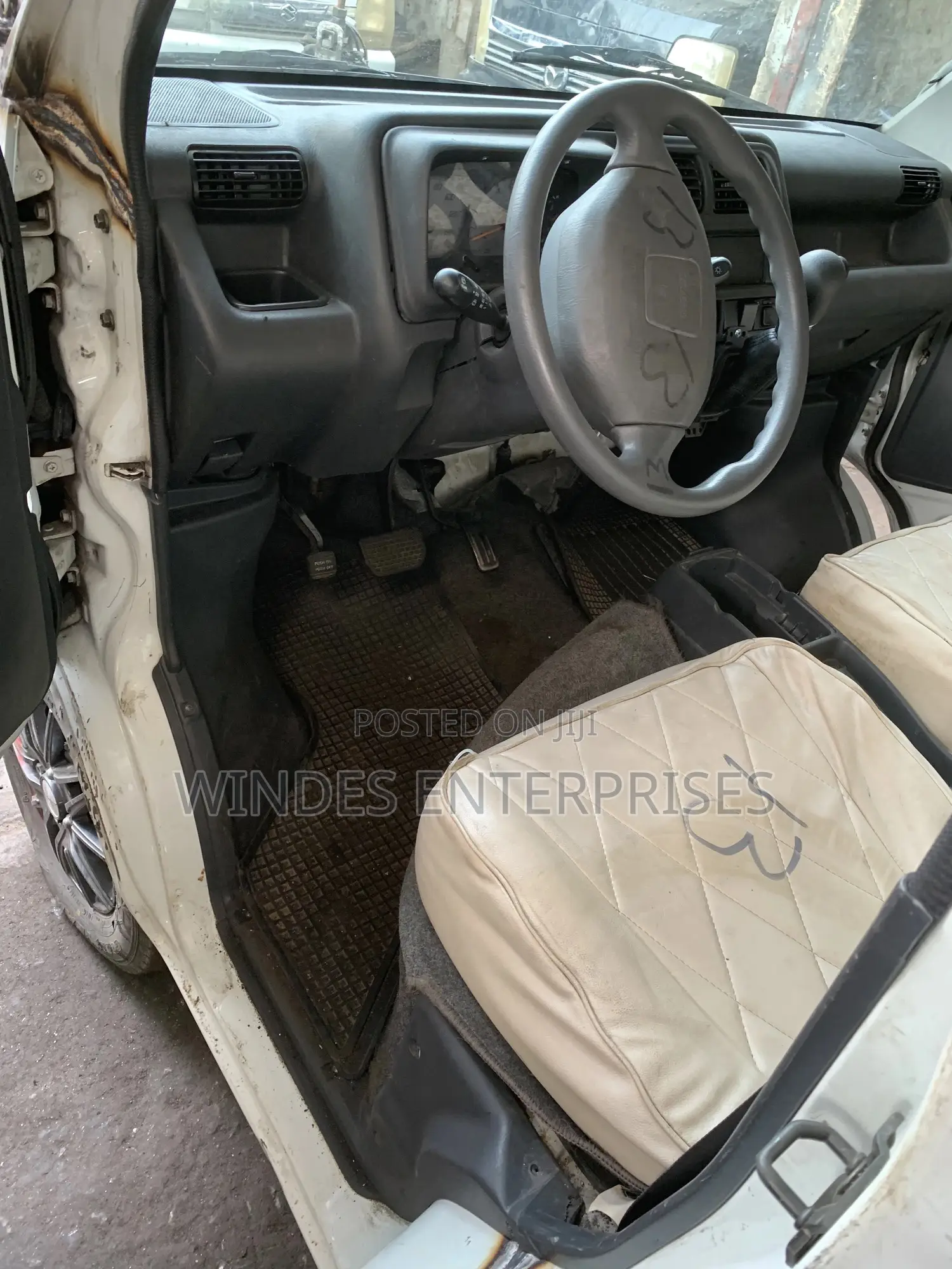 Suzuki Every 2010 Silver