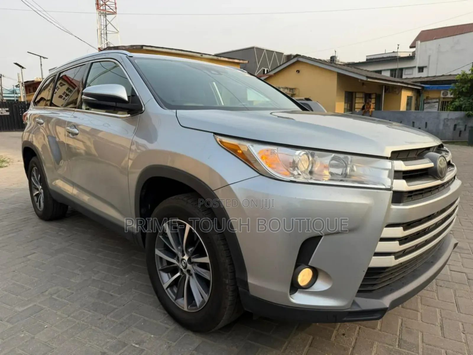 Toyota Highlander XLE 2019 Silver