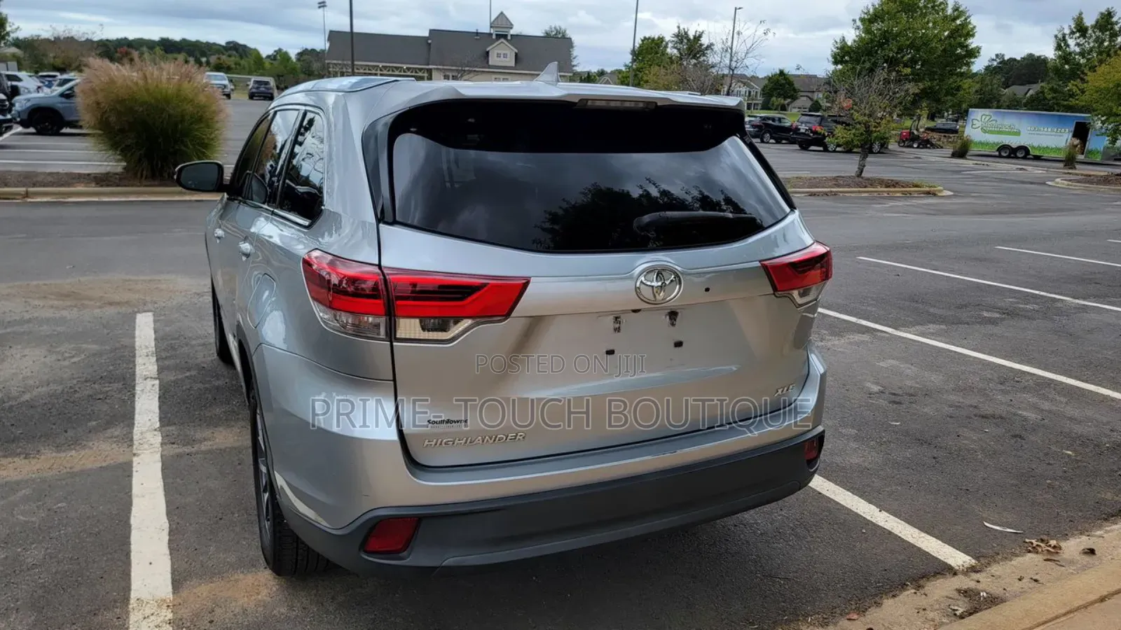 Toyota Highlander XLE 2019 Silver