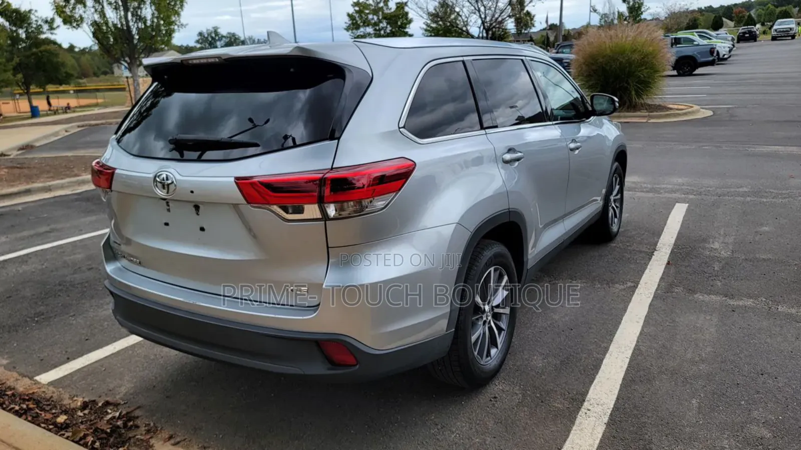 Toyota Highlander XLE 2019 Silver
