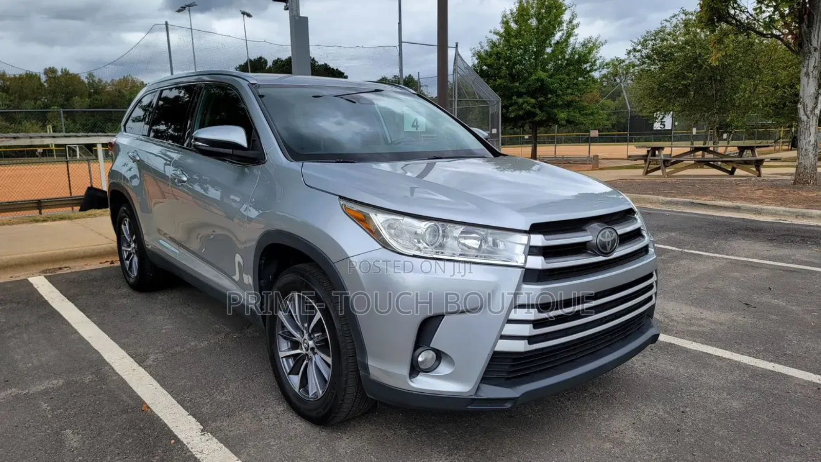 Toyota Highlander XLE 2019 Silver