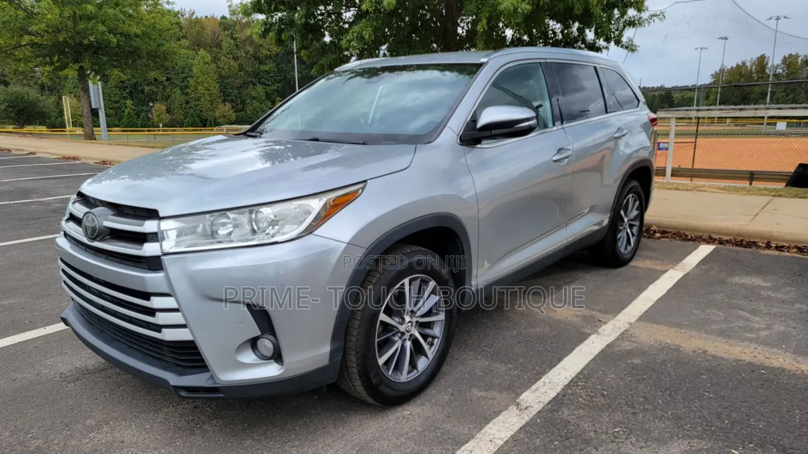 Toyota Highlander XLE 2019 Silver