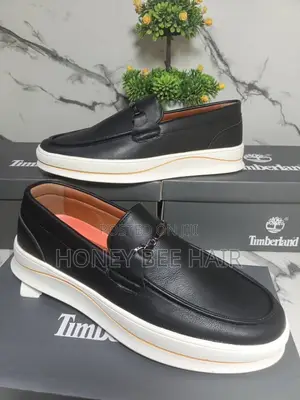 Nice Quality Shoe for Men Is Available Store