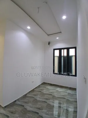 4bdrm Duplex in Ogudu Gra for rent
