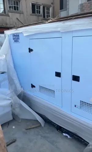 300kva Super Industrial Perkins Soundproof Generator Set [England ]