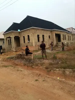 Gerrald Roofing Top