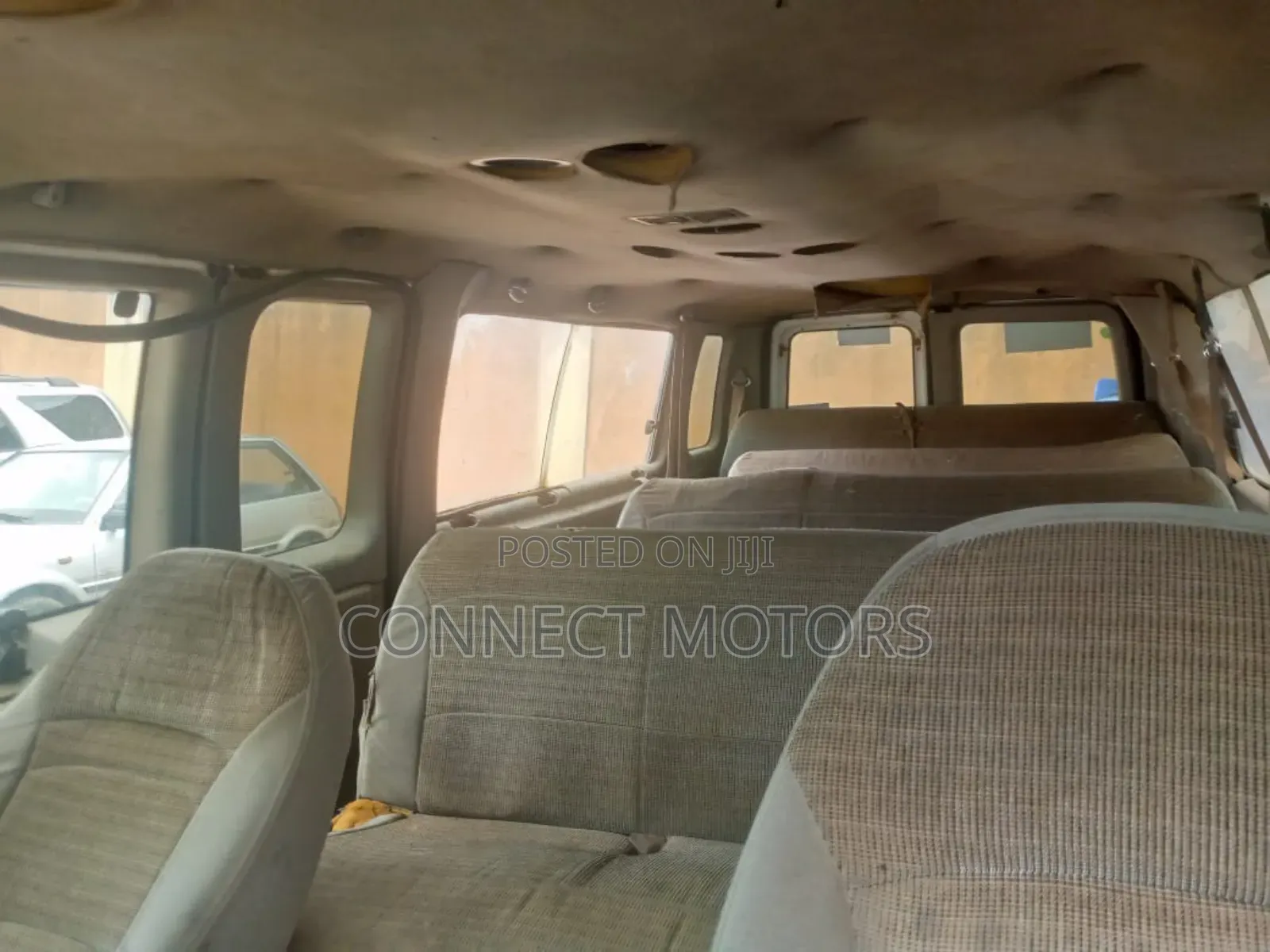 Ford E250 2006 White