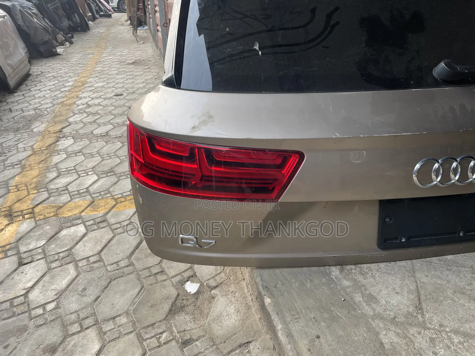 Back Boot Audi Q7 2018