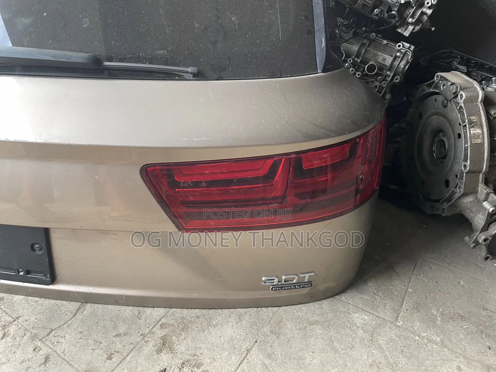 Back Boot Audi Q7 2018
