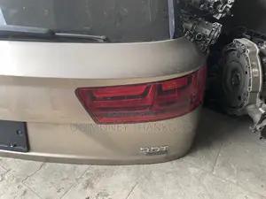 Back Boot Audi Q7 2018