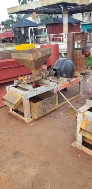 Expeller Machine