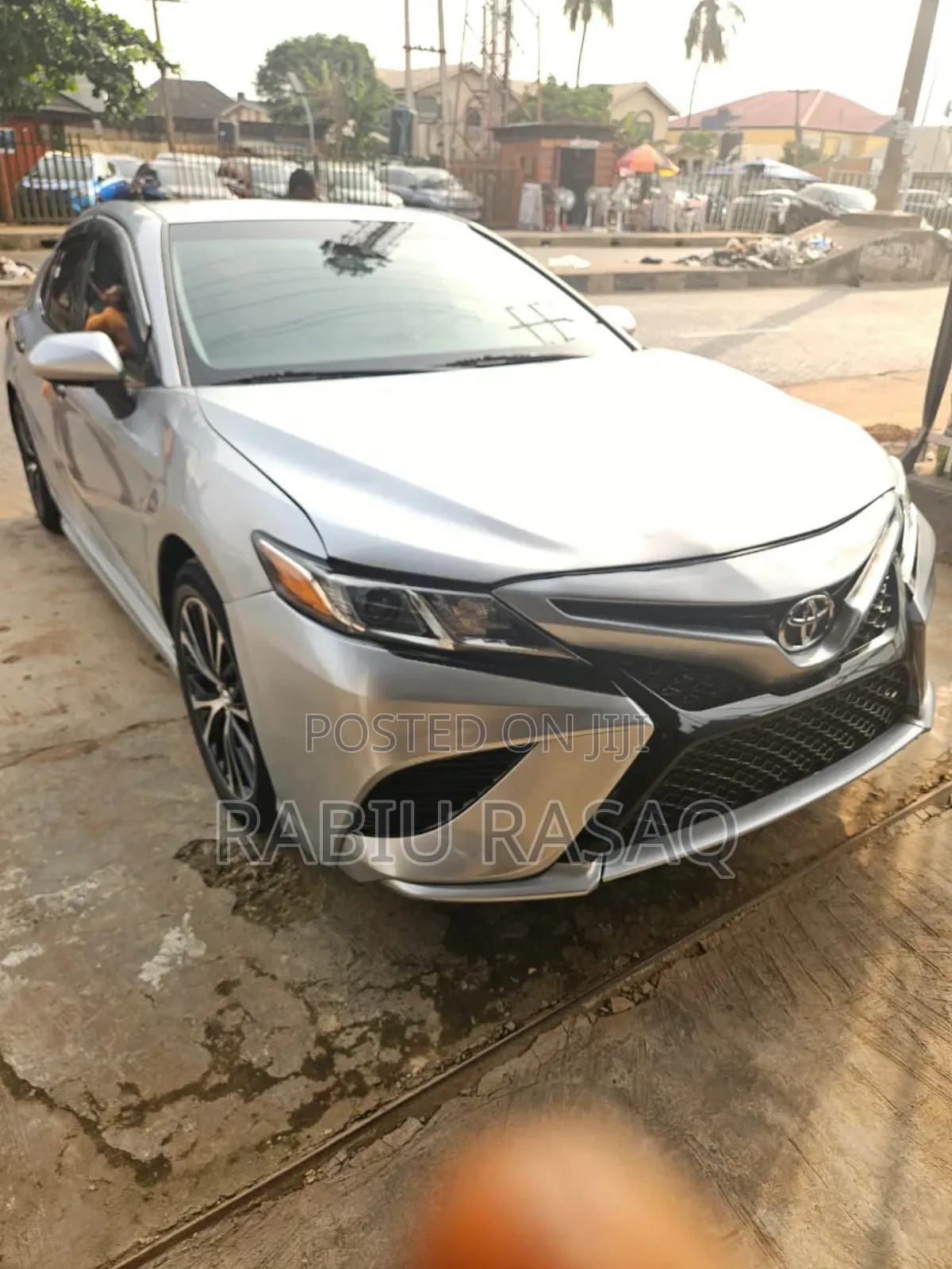 Toyota Camry 2018 Silver