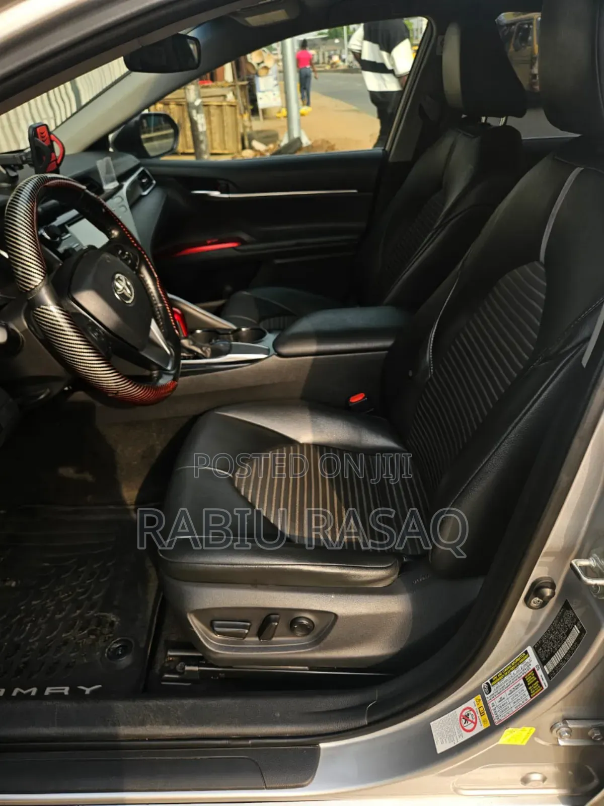 Toyota Camry 2018 Silver