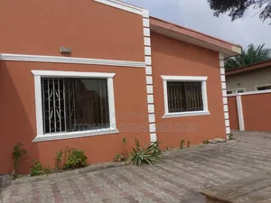 3bdrm Bungalow in Mayfair Garden, Awoyaya for sale